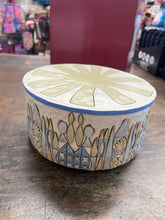 Load image into Gallery viewer, Jim shore, Disney traditions “it’s a small world” base