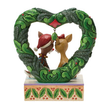 Load image into Gallery viewer, Rudolph &amp;Clarice Heart Wreathe 6019107