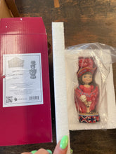 Load image into Gallery viewer, Jim shore, Disney traditions “welcome to France”