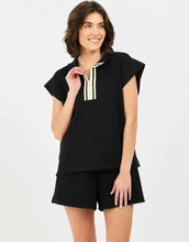 Load image into Gallery viewer, Mary Square Two Piece Porter Set Black