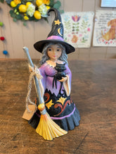 Load image into Gallery viewer, Little frights