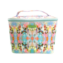 Load image into Gallery viewer, Laura Park Train Case Brooks Avenue Print