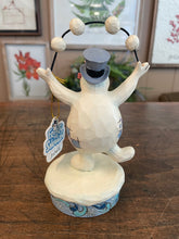 Load image into Gallery viewer, Jim Shore Frosty “Winter is in the air”