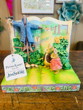 Load image into Gallery viewer, Jim shore “Mr. Mcgregor’s Decoy”