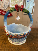 Load image into Gallery viewer, Jim shore Merry season of surprises