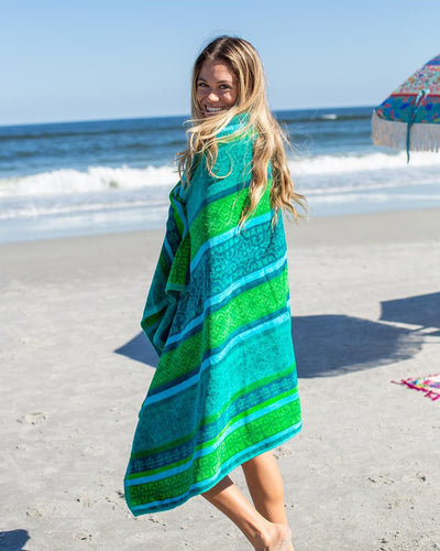 Natural life, green Sayulita beach towel