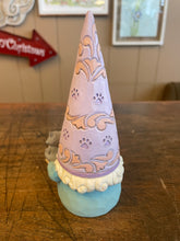 Load image into Gallery viewer, Jim Shore “Purr-fect gnome”