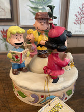 Load image into Gallery viewer, Jim shore Charlie Brown and Friends around Christmas